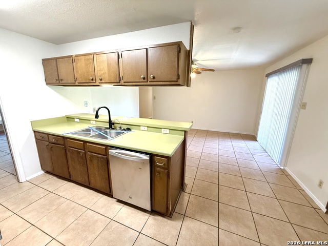 4922 Lambeth Dr Property Photo 9