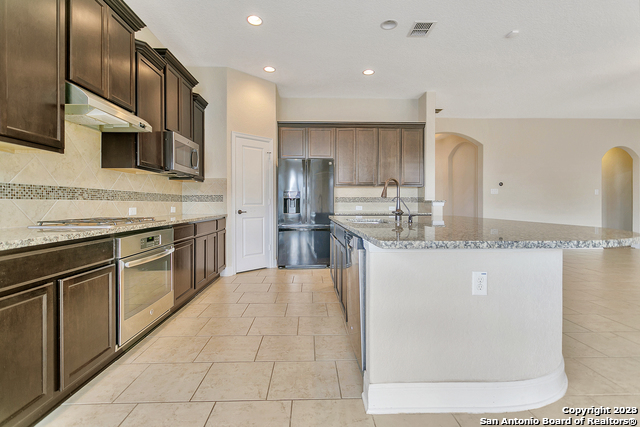 22131 Gypsy Hawk Property Photo 10