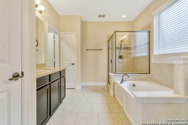 22131 Gypsy Hawk Property Photo 22