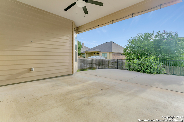 22131 Gypsy Hawk Property Photo 34
