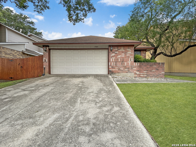5707 Spring Moon St Property Photo 1