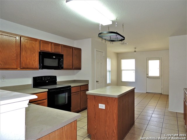 11806 Silver Pr Property Photo 6