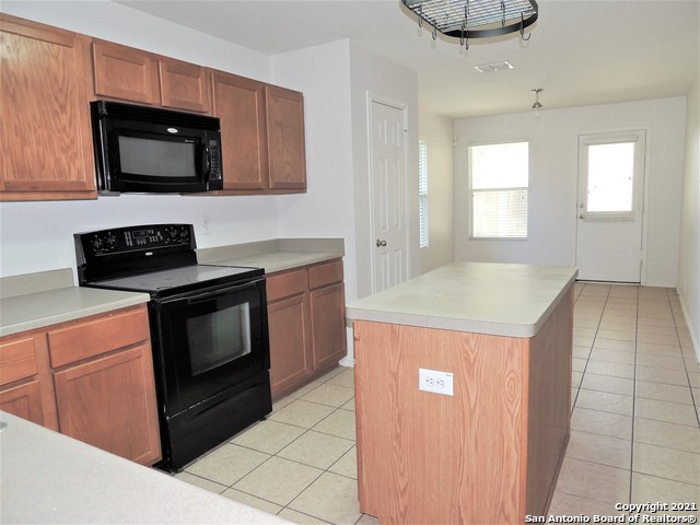 11806 Silver Pr Property Photo 7