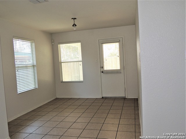 11806 Silver Pr Property Photo 9