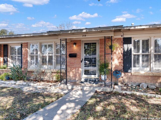 215 Millwood Lane Property Photo 1