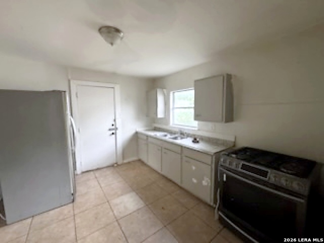 122 Bundy Property Photo 2