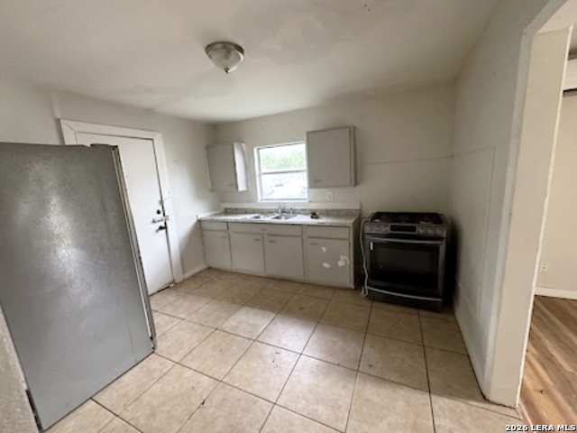 122 Bundy Property Photo 3
