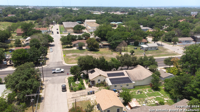 205 Odis Property Photo 4