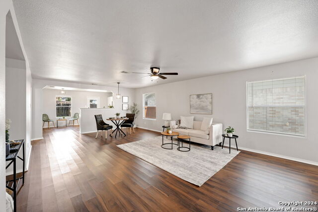 125 Pointe Loop Property Photo 5