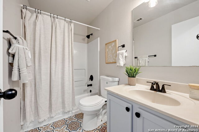 125 Pointe Loop Property Photo 17