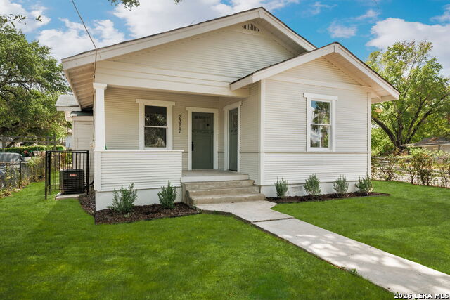2302 Schley Ave Property Photo 1