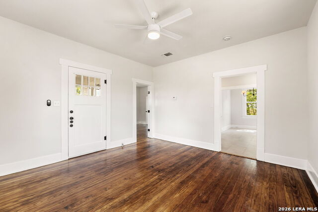 2302 Schley Ave Property Photo 9