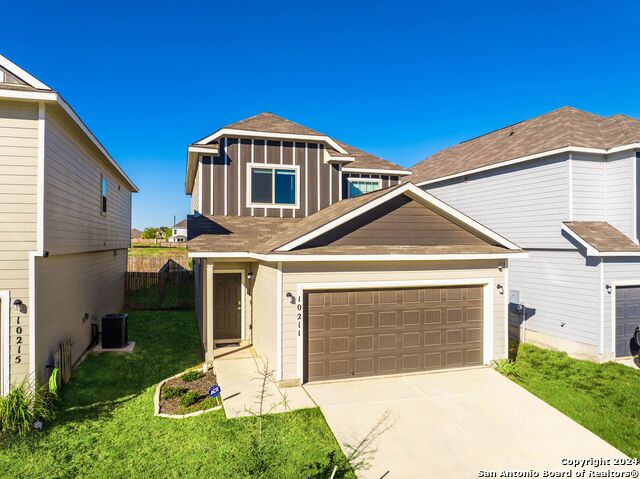 10211 MELISSA RANCH BLVD Property Photo 1