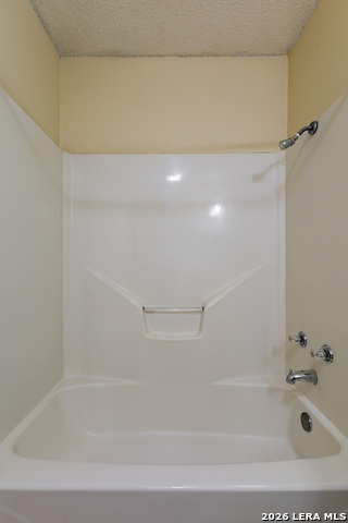 933 Avenue B Property Photo 15