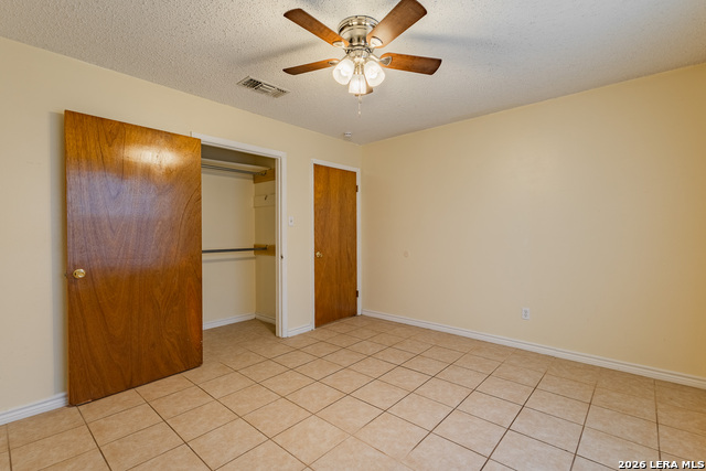933 Avenue B Property Photo 18