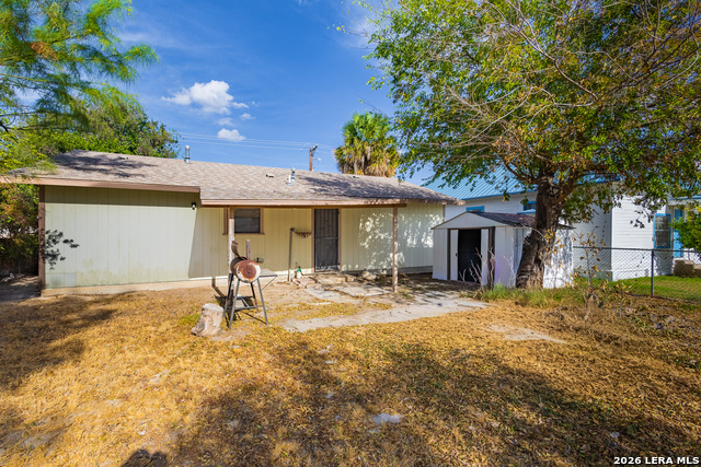 933 Avenue B Property Photo 19