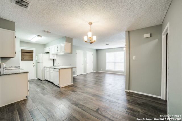 6639 Seneca Dr Property Photo 7
