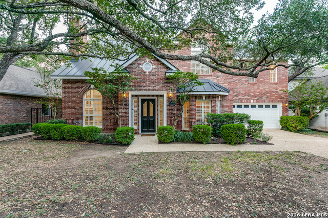 2630 Inwood View Dr Property Photo 1