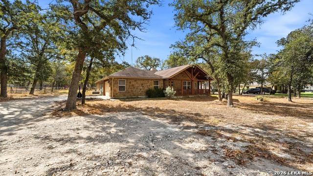 160 Champions Blvd Property Photo 5