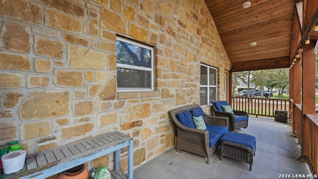 160 Champions Blvd Property Photo 7