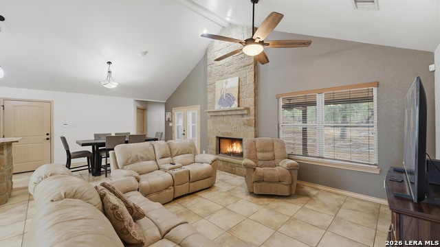 160 Champions Blvd Property Photo 8