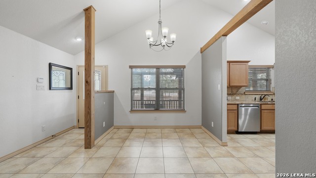 160 Champions Blvd Property Photo 12