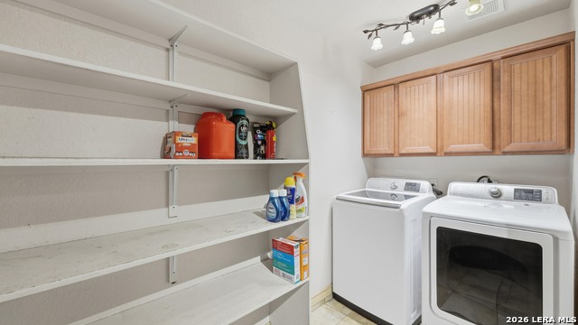 160 Champions Blvd Property Photo 37