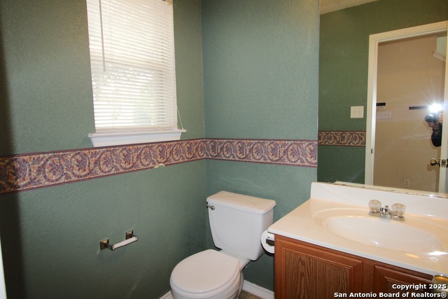 911 Marble Pt Property Photo 6
