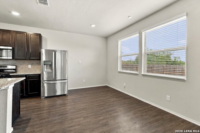 5106 Sandstone Way Property Photo 6