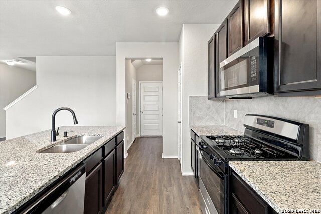 5106 Sandstone Way Property Photo 8