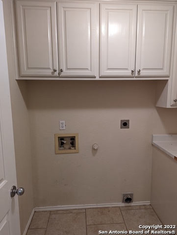 25110 Flying Arrow Property Photo 9