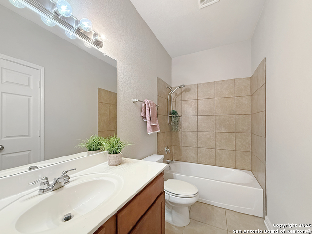 4096 Cherry Tree Property Photo 16