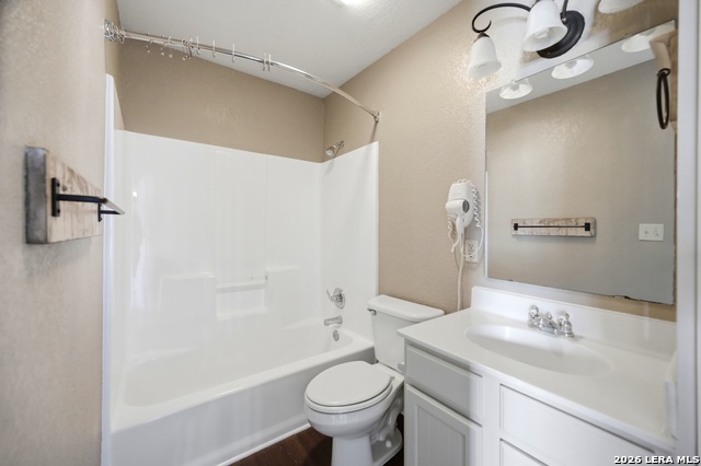 393 April Dr Property Photo 11