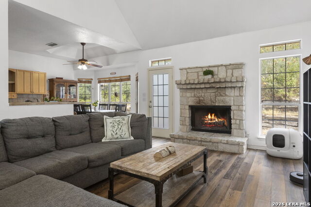 2502 Park Road 37 Property Photo 14