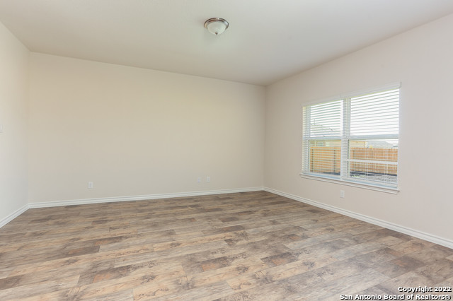 545 Blue Stem Rd Property Photo 6