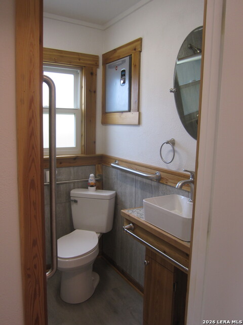 911 Cypress Property Photo 9