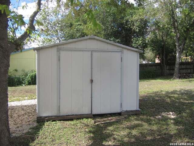 911 Cypress Property Photo 25