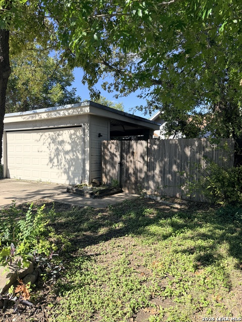 11751 Country Springs St Property Photo 1