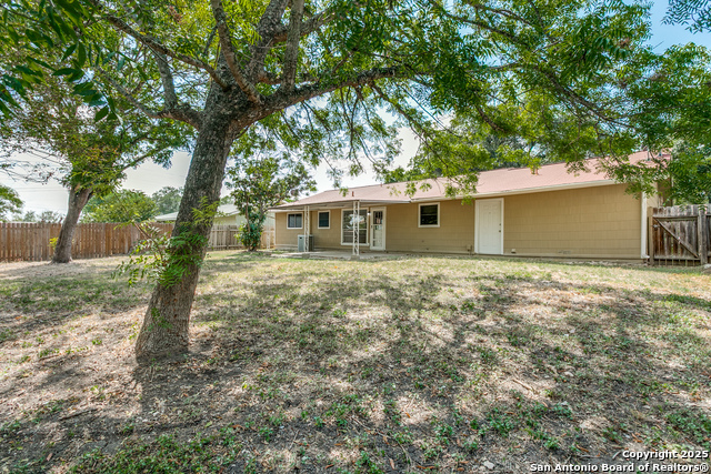 8010 Lake Frst Property Photo 24