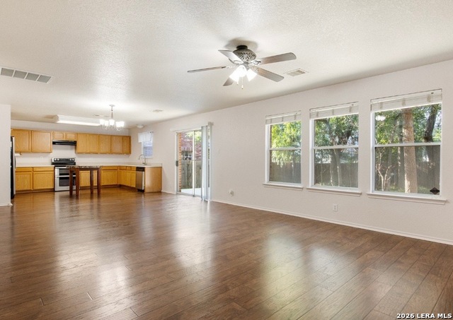 7908 Midnight Stage Property Photo 5