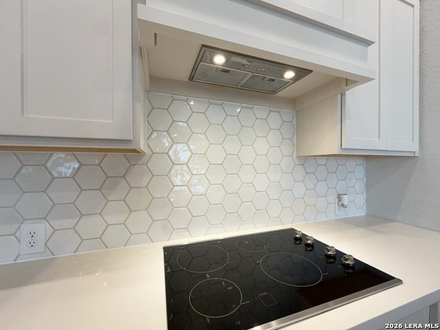 116 Spanish Oak Property Photo 20