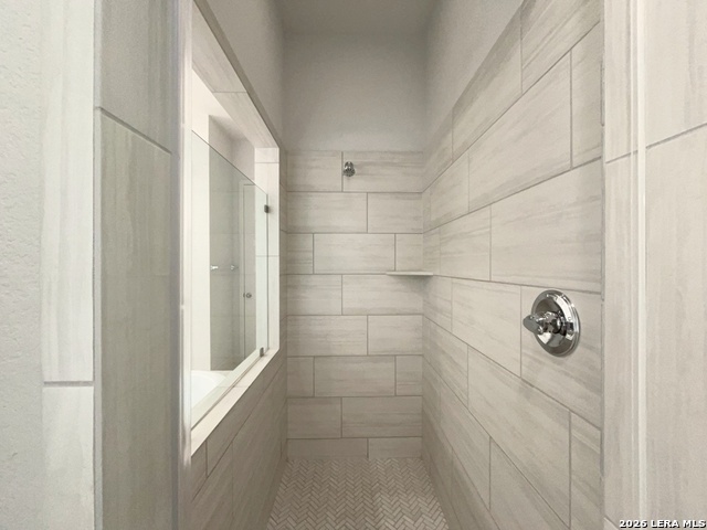 116 Spanish Oak Property Photo 25