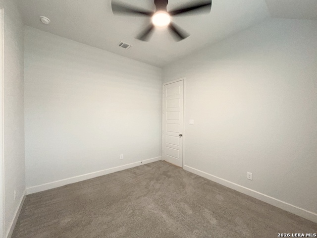 116 Spanish Oak Property Photo 32