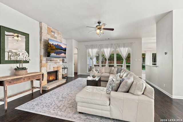 9226 Tyler Oaks Property Photo 5