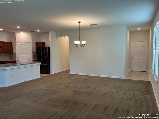 15415 Pine Path Property Photo 3