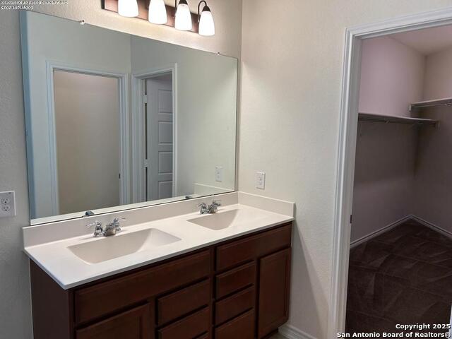 15415 Pine Path Property Photo 13