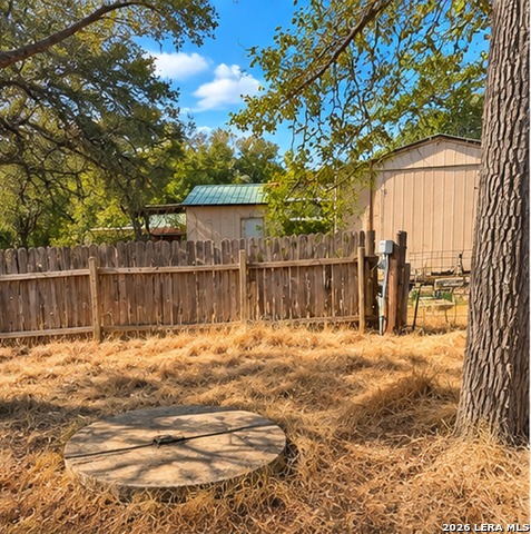 123 Oak Forest Ct Property Photo 13