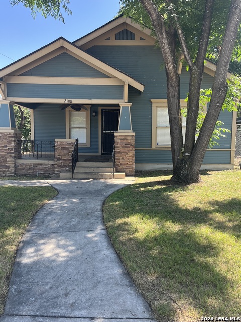 2108 Saunders Ave Property Photo 2