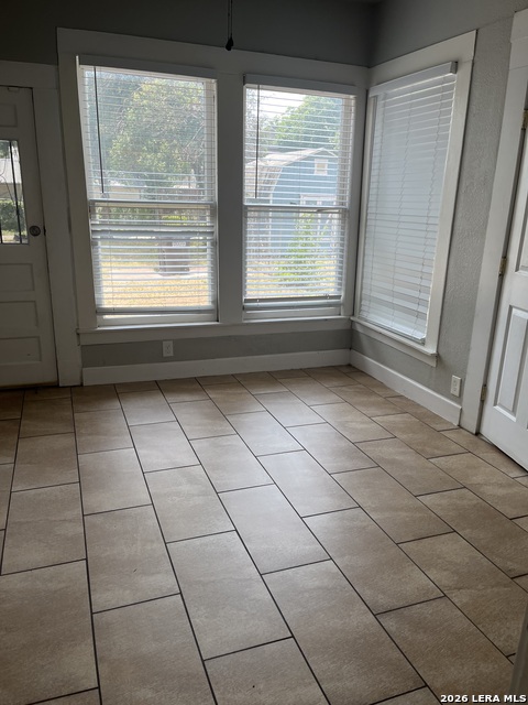 2108 Saunders Ave Property Photo 19