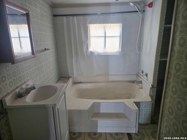 829 E Charco Rd Property Photo 5